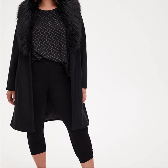 Torrid Black Woolen Faux Fur Collar Winter Coat Black (fur removable) - Picture 4 of 12
